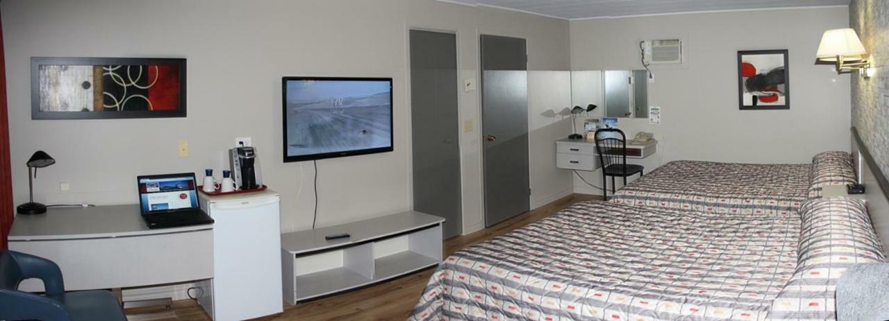 Motel Claude Degelis Εξωτερικό φωτογραφία